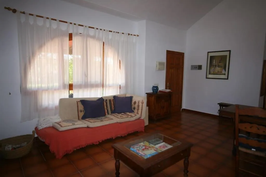 Guaro Hills Villa 0*,